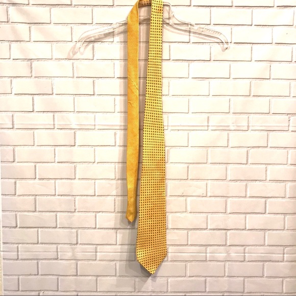 Tommy Hilfiger Men’s Silk Tie GUC - Picture 7 of 8